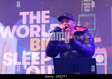 NEW YORK, NY - 07 Dezember: Will Smith, der während der Welt Big Sleep Out am Times Square am Dezember 07, 2019 in New York City. Stockfoto