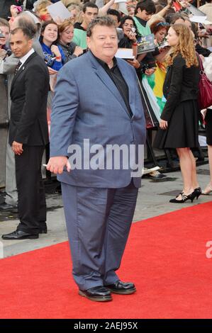 Robbie Coltrane, Harry Potter und die Heiligtümer des Todes Teil 2, Weltpremiere, Trafalgar Square, London. Großbritannien Stockfoto