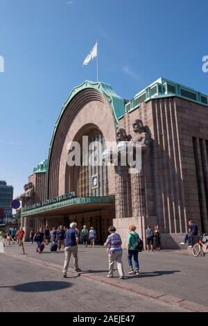 Außenansicht des von rautatieasema Bahnhof in Helsinki, Finnland, Skandinavien, Europa Stockfoto