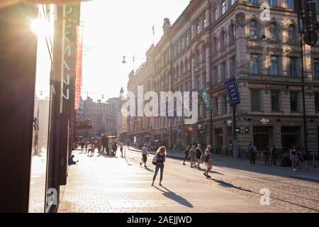 Aleksanterinkatu Street im Zentrum von Helsinki, Skandinavien, Finnland, Europa Stockfoto