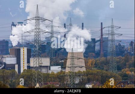 Blick über das nördliche Essen, Bottrop, RWE Müllheizkraftwerk Carnap, Kokerei Prosper in Bottrop, Stockfoto