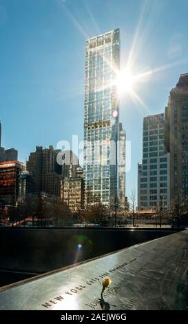 Reflexionen im World Trade Center glasturm am Ground Zero Lower Manhattan. Stockfoto