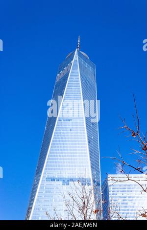 Reflexionen im World Trade Center glasturm am Ground Zero Lower Manhattan. Stockfoto