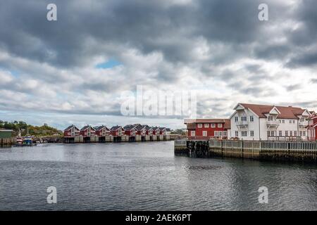 Svolver ist das administrative Zentrum der Gemeinde Vagan in Nordland County, Norwegen. Es befindet sich auf der Insel Austvagoya in der Lofoten Coban entfernt Stockfoto