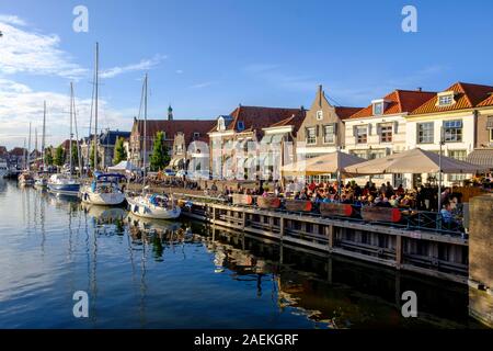 Oude Haven, alter Hafen, Enkhuizen, West Frisia, North Holland, Holland, Niederlande Stockfoto