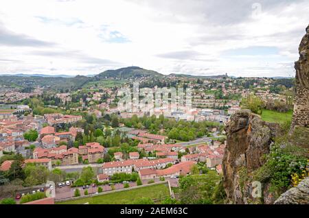 Der Hill View auf der orangefarbenen Dächern von Le Puy-en-Velay Stadt in Frankreich Stockfoto