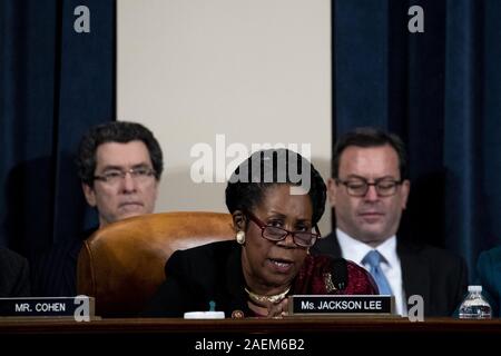 Washington, District of Columbia, USA. 9 Dez, 2019. United States Vertreter Sheila Jackson Lee (Demokrat von Texas) spricht während einer öffentlichen Anklage Anfrage Anhörung mit der US-Justiz Ausschuss auf dem Capitol Hill in Washington, DC, am 9. Dezember 2019. Credit: Anna Moneymaker/Pool über CNP Credit: Anna Moneymaker/CNP/ZUMA Draht/Alamy leben Nachrichten Stockfoto