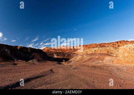 Burnt Mountain, Volcanic Lava Area, Twyfelfontein oder /UI-//aes, Damaraland(Erongo), Namibia, Southern Africa, Afrika Stockfoto