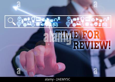 Schreiben Hinweis zu zeigen. Business Konzept für das formale Assessment von etwas mit Absicht zur Einführung ändern Stockfoto