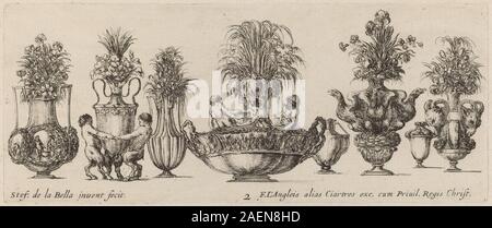 Dieser Druck von Stefano Della Bella, wahrscheinlich 1646, zeigt eine Reihe fantastischer Vasen, die Formen, Dekorationen, Muster, Symmetrie, und italienischer Stilstich aus dem 17. Jahrhundert. Stockfoto