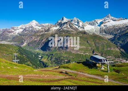 Cable Car Station in der Nähe von Zermatt im Kanton Wallis der Schweiz Stockfoto