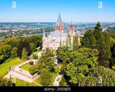 Schloss Drachenburg ist ein Palast, der in Königswinter am Rhein in der Nähe der Stadt Bonn in Deutschland Stockfoto