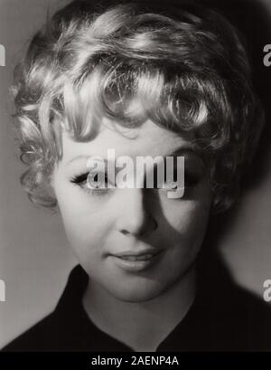 Barbara Schöne, deutsche Plant und Sängerin, Deutschland Ende 1960er Jahre. Die deutsche Schauspielerin und Sängerin Barbara Schoene, Deutschland Ende der 1960er Jahre. Stockfoto