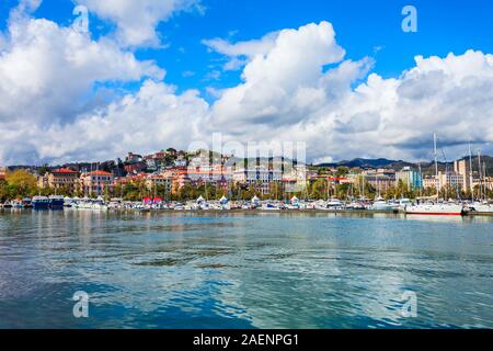 Boote und Yachten im Hafen La Spezia, Ligurien Region in Italien Stockfoto