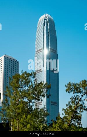 HongKong, China - November, 2019: Zwei International Finance Center skyscraper Building, Central. Es ist die zweite höchste Gebäude in Hong Kong. Stockfoto