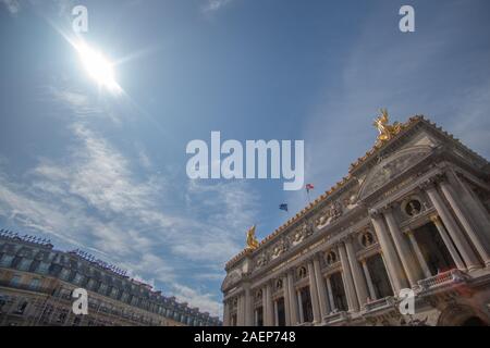 Opera Garnier in Paris in der Sonne Stockfoto