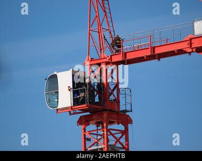 Detail eines Turmdrehkrans gebaut wird. Stockfoto