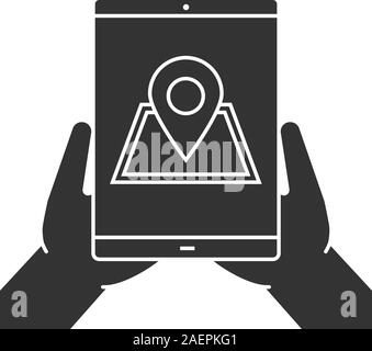 Hände halten Tablet Computer glyph Icon. Gps-navigation silhouette Symbol. Tablet Computer mit Karte lokalisieren. Negativer Platz. Vektor isoliert illustr Stock Vektor