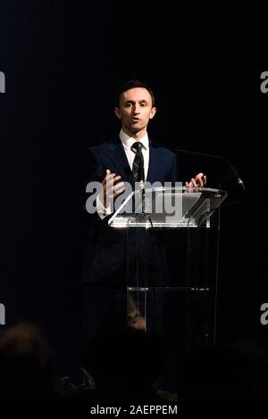 Madrid, Spanien. 10 Dez, 2019. MADRID, Spanien - 10. Dezember 2019: Archie Junge, britische Delegation Kopf sprechen während der Konferenz UN-Klimakonferenz COP 25 in Madrid, Spanien. Credit: SOPA Images Limited/Alamy leben Nachrichten Stockfoto