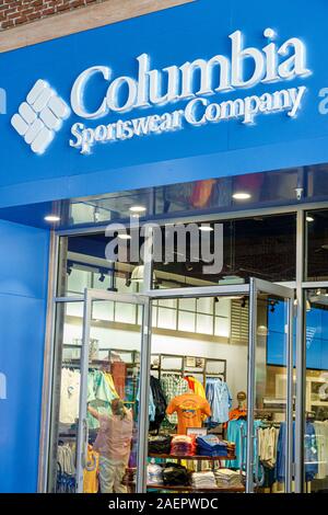 Orlando Florida Lake Buena Vista Downtown Disney Springs, Einkaufszentrum im Freien, Columbia Sportswear Company, Geschäft, Vordereingang, FL190920102 Stockfoto