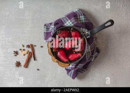 Würzigen Cocktail, Zimt Birne, Birne Apfelwein, Getränke Glühwein Stockfoto