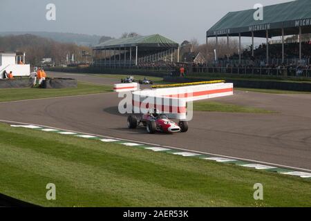 Glover Trophy BRM Lotus Cliamx Goodwood Motor Racing Chichester West Sussex Stockfoto