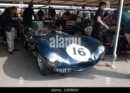 Nick Mason, Jaguar D-Type, XKD 1, Lavant Schale, Goodwood Revival 201 Goodwood Motor Racing Chichester West Sussex Stockfoto