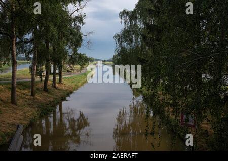 Bata schiffbaren Kanal an der Morava in der Tschechischen Republik Stockfoto