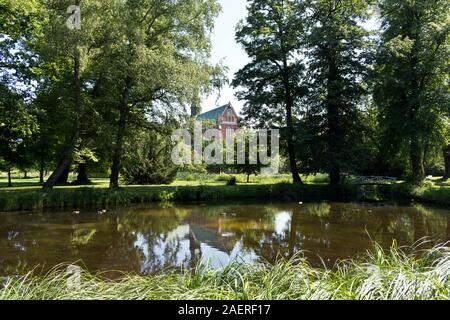 Teich bei Bad Doberaner Münster, Bad Doberan, Mecklenburg-Vorpommern, Deutschland Stockfoto