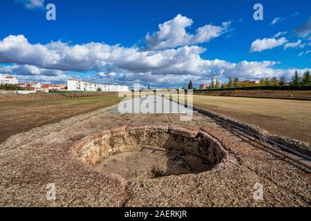 Der römische Circus von Merida, Spanien war für Chariot Racing verwendet und auf der Circus Maximus in Rom nachempfunden. Stockfoto