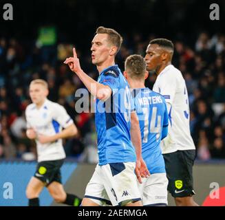 Neapel, Kampanien, Italien. 10 Dez, 2019. Während der Champions League Football Match SSC Napoli vs FC Genk am 10. Dezember 2019 im Stadion San Paolo in Neapel. Im Bild MILIK Credit: Fabio Sasso/ZUMA Draht/Alamy leben Nachrichten Stockfoto