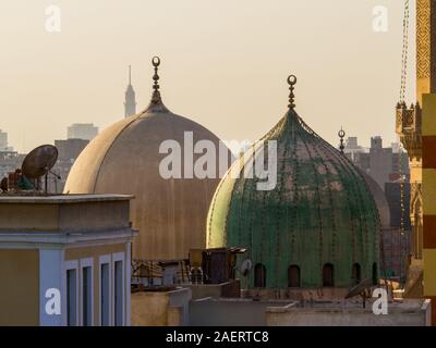 Islamische Kuppeln in Kairo, Ägypten Stockfoto