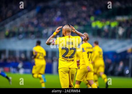 Mailand, Italien, 10 Dez 2019, arturo Vidal (FC Barcelona) während des Turniers rund - Inter vs Barcelona - Fußball Champions League Männer Meisterschaft - Credit: LPS/Fabrizio Carabelli/Alamy leben Nachrichten Stockfoto