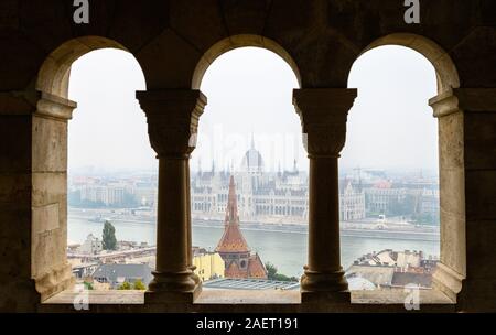 Budapester Burg ist ein bemerkenswertes Wahrzeichen von Ungarn und ein beliebtes Reiseziel in Budapest, hungrig. Stockfoto
