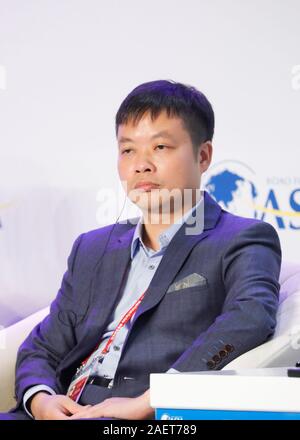 ---- Er Xiaopeng, Gründer und Vorsitzender des Elektrofahrzeugs startup Xpeng Motoren spricht auf "Automobile im Jahr 2050 "Forum am Boao Forum fo Stockfoto