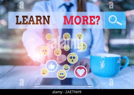 Schreiben Hinweis anzeigen Erfahren Sie mehr Frage. Business Konzept für Kenntnisse oder Fähigkeiten üben Studieren Stockfoto