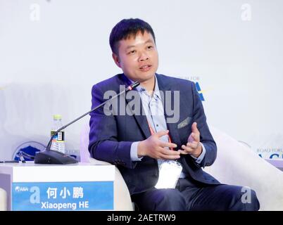 ---- Er Xiaopeng, Gründer und Vorsitzender des Elektrofahrzeugs startup Xpeng Motoren spricht auf "Automobile im Jahr 2050 "Forum am Boao Forum fo Stockfoto