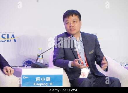 ---- Er Xiaopeng, Gründer und Vorsitzender des Elektrofahrzeugs startup Xpeng Motoren spricht auf "Automobile im Jahr 2050 "Forum am Boao Forum fo Stockfoto