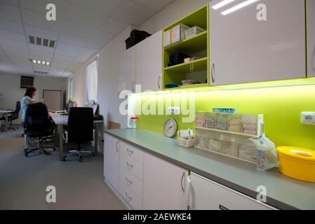 Benešov, Tschechien. 18 Okt, 2017. Eine cryptovirus vollständig hat den Betrieb des Krankenhauses in Benesov gelähmt, etwa 40 Kilometer südöstlich von Prag, Angriff auf seine Computer System in der Nacht, krankenhauswortführer Petr Ballek sagte CTK am 11. Dezember 2019. Auf dem Foto ein Teil des Krankenhauses am 18. Oktober 2017 zu sehen ist, in Benešov, Tschechien. Credit: Katerina Sulova/CTK Photo/Alamy leben Nachrichten Stockfoto