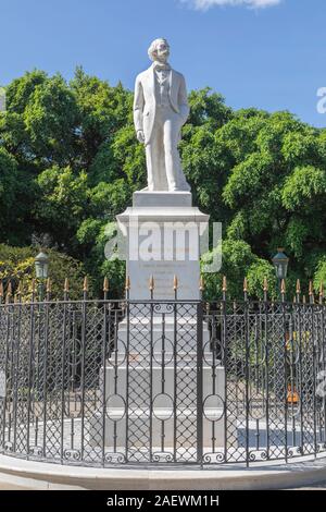 Statue von Carlos Manuel de Cespedes, Plaza de Armas, Havanna, Kuba. Stockfoto