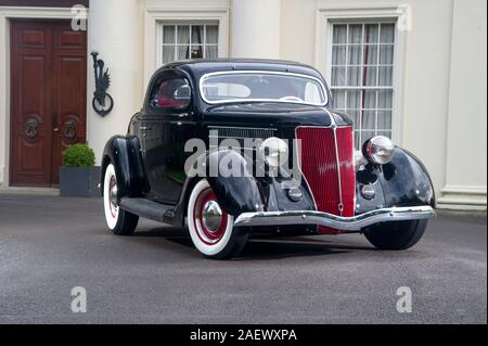 1936 Ford Model 48 maßgeschneiderte Amerikanischen vor Krieg classic car Stockfoto