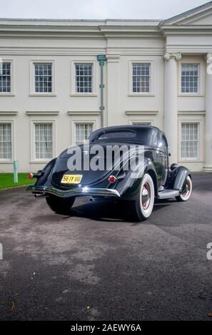 1936 Ford Model 48 maßgeschneiderte Amerikanischen vor Krieg classic car Stockfoto