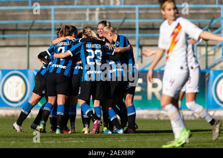 Stefania tarenzi (inter-)Glück gol während Inter Frauen vs als Roma, Milano, Italien, 08. Dez 2019, Fußball Italienische Fußball Serie A Frauen Meisterschaft Stockfoto