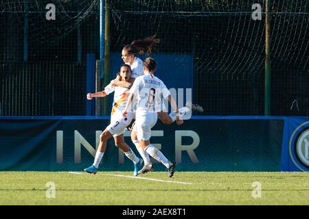 Andressa alvas von Silva (Roma) Glück gol während Inter Frauen vs als Roma, Milano, Italien, 08. Dez 2019, Fußball Italienische Fußball Serie A Frauen Meister Stockfoto