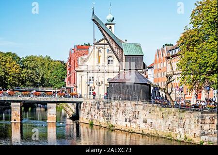 Lüneburg (Deutschland, Niedersachsen): Am Fluss Ilmenau, Lüneburg bin Wasserviertel Stockfoto