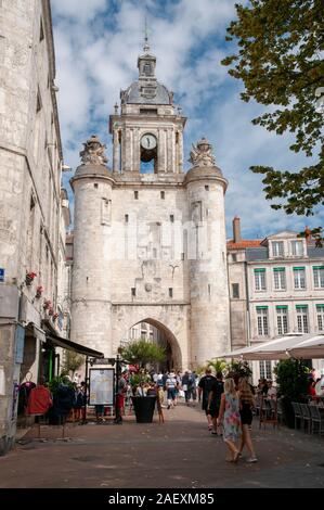 Die Große Uhr Turm (Porte de la Grosse Horloge), La Rochelle, Charente-Maritime (17), Nouvelle-Aquitaine Region, Frankreich Stockfoto
