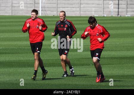 LIVERPOOL UK GERRARD UND TORRES LIVERPOOL CREDIT IAN FAIRBROTHER/ALAMY STOCKFOTOS Stockfoto