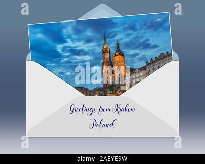 Eine geöffnete Umschlag mit einem Foto und Bildunterschrift Grüße aus. Die Römisch-katholische St. Marys Kirche bei Nacht. Das Symbol von Krakau ist auf der M Stockfoto