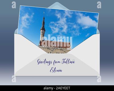 Eine geöffnete Umschlag mit einem Foto und Bildunterschrift Grüße aus. Das Tallinner Rathaus befindet sich in der Altstadt von Tallinn, Estland, Europa Stockfoto