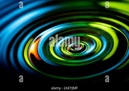 Experimentelle farbiges Wasser Splash Fotografie. Stockfoto